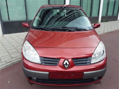 Renault Scénic - 2.0-16V Privilège Luxe - 1