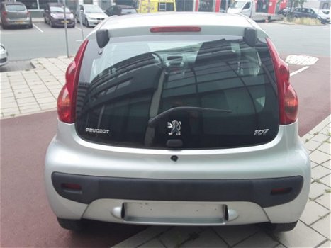 Peugeot 107 - 1.0-12V XS - 1