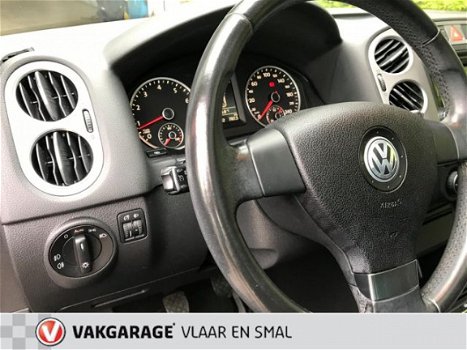 Volkswagen Tiguan - 1.4 TSI Sport&Style 4Motion 1e eigenaar panorama dak - 1