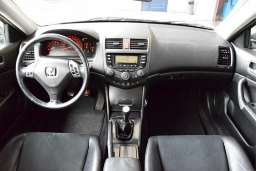 Honda Accord - 2.2 CTDi Sport airco half leer nette staat - 1