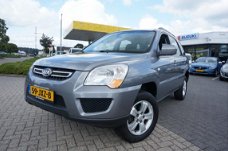 Kia Sportage - 2.0 CVVT 2WD X-TRA AIRCO TREKHAAK 105.000 KM