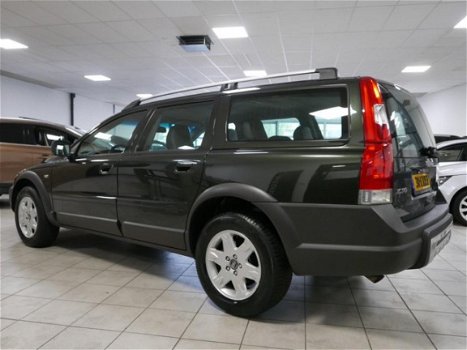 Volvo XC70 - 2.4 D5 AUT *Leder/Navi/Zeer mooi - 1