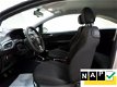 Opel Corsa - 1.2 ZONDAG ' s open van 12-tot 17 uur - 1 - Thumbnail