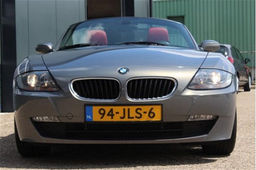 BMW Z4 Roadster - 2.5i Executive (177pk) Automaat/ Navi/ Leder/ Clima/ Cruise/ Stoelverw./ Elek. pak - 1