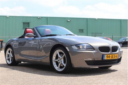 BMW Z4 Roadster - 2.5i Executive (177pk) Automaat/ Navi/ Leder/ Clima/ Cruise/ Stoelverw./ Elek. pak - 1