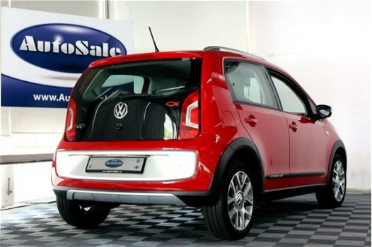 Volkswagen Up! - 1.0 Cross Up BlueMotion 1eEIGNR NAVI BLEUTH PDC CRUISE '14 - 1