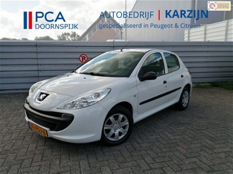 Peugeot 206 - 1.1 XR - 1