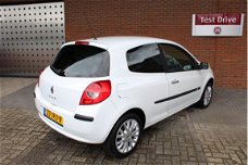 Renault Clio - 1.2-16V Collection