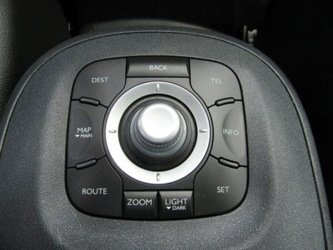 Renault Grand Scénic - 2.0-16V Tech Line Navigatie Airco Ecc Panoramodak Parkeersensoren Lichtm.velg - 1