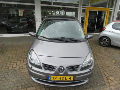 Renault Grand Scénic - 2.0-16V Tech Line Navigatie Airco Ecc Panoramodak Parkeersensoren Lichtm.velg - 1