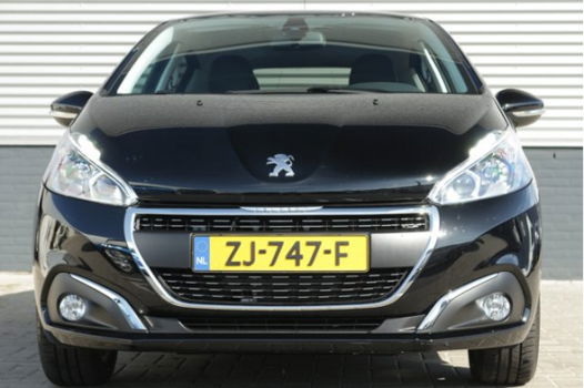 Peugeot 208 - 1.2 PureTech Signature NAVI LEDER PDC CRUISE ACTIE Financieren vanaf 2.9% - 1