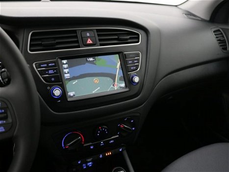 Hyundai i20 - 1.0 T-GDI Sport Navigatie/Stoelverwarming/AUTOMAAT - 1