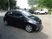 Toyota Aygo - 1.0 VVT-i x-play 5 Drs Airco - 1 - Thumbnail