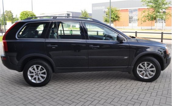 Volvo XC90 - 2.5 T Exclusive 7 zitter, full option, bijtel vriendelijk - 1