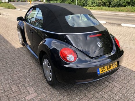 Volkswagen New Beetle Cabriolet - 1.6 Highline Cabrio - 1