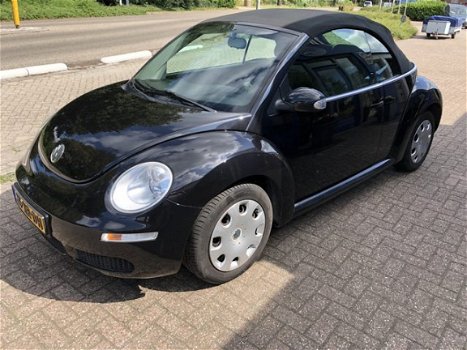 Volkswagen New Beetle Cabriolet - 1.6 Highline Cabrio - 1