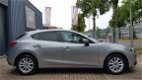 Mazda 3 - 3 2.2D GT-M, 1e Eigenaar, Xenon, Navi - 1 - Thumbnail