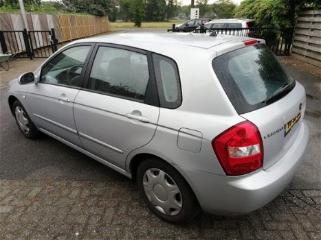 Kia Cerato - 1.6-16V LX met airco - 1