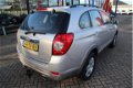 Chevrolet Captiva - 2.4i Style 2WD | 7 persoons | APK 18-11-2020 | Cruise control | Trekhaak - 1 - Thumbnail