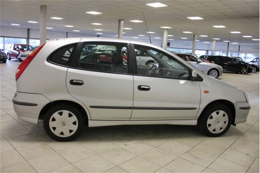 Nissan Almera Tino - 1.8 ACENTA / AIRCO / ACHTERUITRIJCAMERA / 82.462 KM - 1