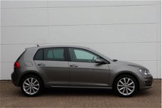 Volkswagen Golf - 1.2 TSI Highline Executive 5-deurs