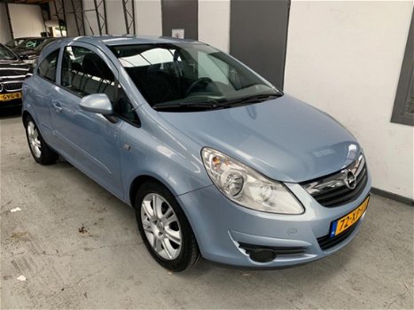 Opel Corsa - 1.4-16V Enjoy / Nieuwe apk/ Nap/ cruise control/ Airco - 1
