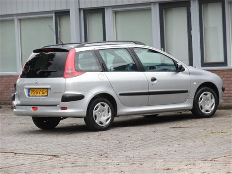 Peugeot 206 SW - 1.4 Pop' Art 2e Eigenaar/NiEUWE APK/NAP/SUPER NETTE - 1