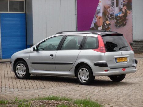 Peugeot 206 SW - 1.4 Pop' Art 2e Eigenaar/NiEUWE APK/NAP/SUPER NETTE - 1