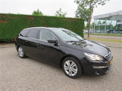 Peugeot 308 SW - 1.6 BlueHDI Blue Lease Executive Pack Leder, trekhaak, Pano, VOL OPTIE Nieuwjaarssa - 1