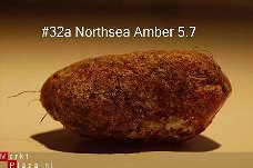 #32 Ruwe Barnsteen Natural Amber Bernstein