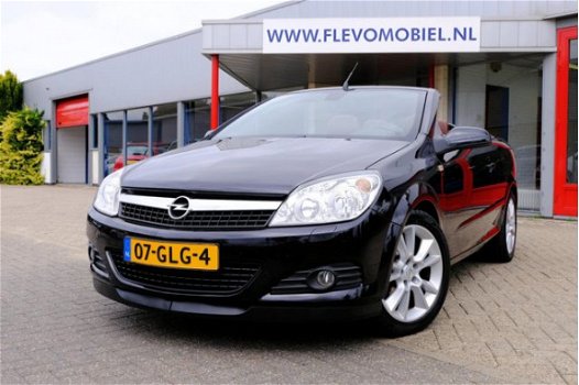 Opel Astra TwinTop - 1.8 Temptation Leder/Navi/LMV - 1