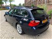 BMW 3-serie Touring - 318i Executive 18 inch , Panodak, Navi Weinig Km - 1 - Thumbnail
