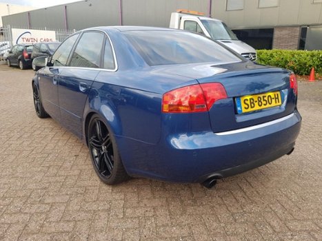 Audi A4 - 1.8 Turbo AUTOMAAT XENON NAVI S-LINE - 1