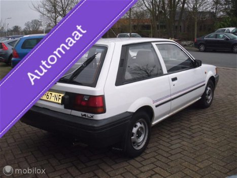 Nissan Sunny - 1.4 Automaat 60000 Km Aangepast voor invalide - 1