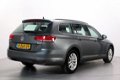 Volkswagen Passat Variant - 1.6 120pk TDI Comfortline Navigatie ParkPilot Climate Control 200x Vw-Au - 1 - Thumbnail