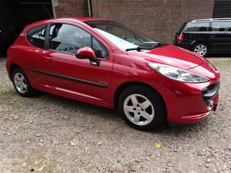 Peugeot 207 - 1.4 X-line - 1