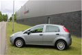 Fiat Punto Evo - 1.2 Active Airco, 5-deurs, nieuwe APK en voorbanden - 1 - Thumbnail