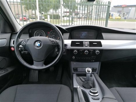BMW 5-serie - 525i Executive Navi Keyless Clima TOPSTAAT - 1