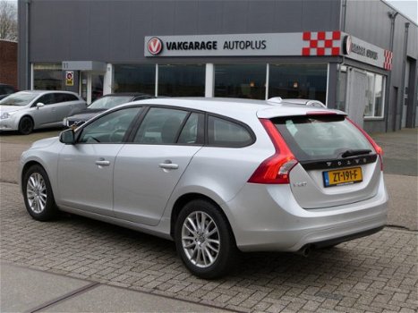 Volvo V60 - 2.0 D3 Kinetic Business Geartronic (150pk), - 1