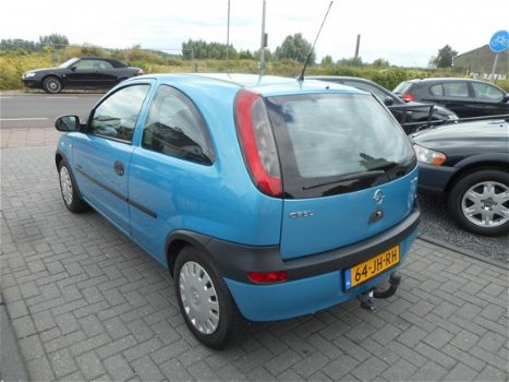 Opel Corsa - 1.0-12V COMFORT NAVI 2002 - 1