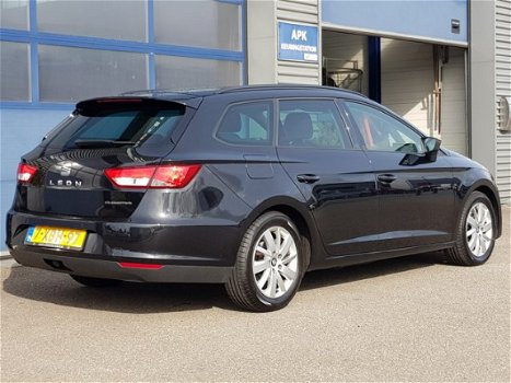 Seat Leon ST - 1.6 TDI Reference Business Ecomotive TREKHAAK / NAVI / CRUISE - 1