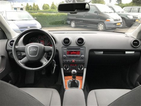 Audi A3 Sportback - 1.6 Ambiente Prol Line 1e Eigenaar - 1