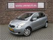 Toyota Yaris - 1.3 VVT-i Sol Automaat + Airco - 1 - Thumbnail