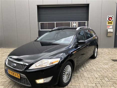 Ford Mondeo Wagon - 2.0-16V Limited + Navigatie + Clima - 1