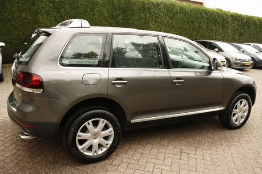 Volkswagen Touareg - 3.6 V6 280PK HIGHLINE AUTOMAAT - 1