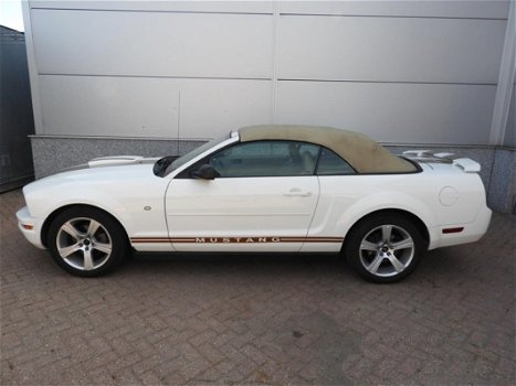 Ford Mustang - Cabrio 4.0 V6 automaat - 1