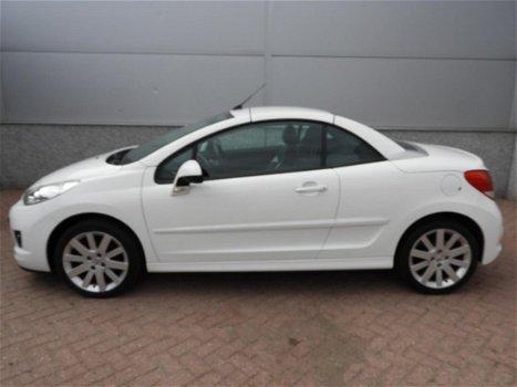 Peugeot 207 - 1.6 16V CC 88KW Noir & Blanc - 1