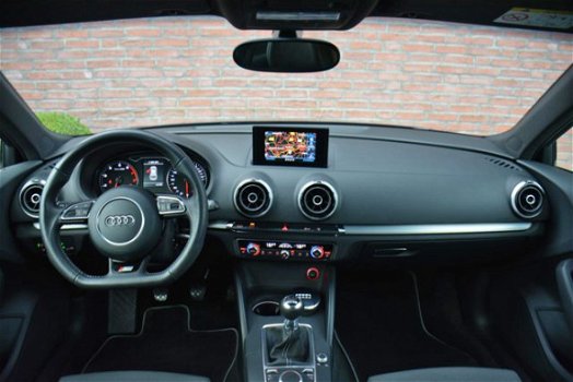 Audi A3 Sportback - 1.4 TFSI Ambition Pro Line 2x S-Line * Navi * Xenon * LED * 18