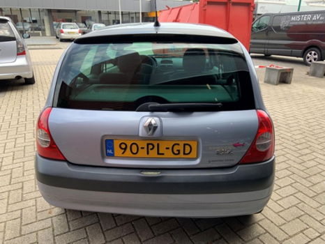 Renault Clio - 1.4-16V Authentique Comfort Automaat Navi slechts 84.000KM nieuwstaat - 1