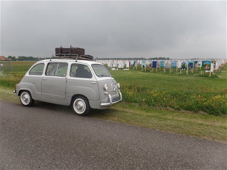 Fiat 600 MULTIPLA | Trouwauto huren | LoyaltyRide - 1